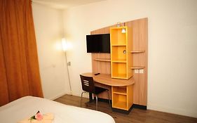 5 Minutes Du Zenith - Studio Chic
